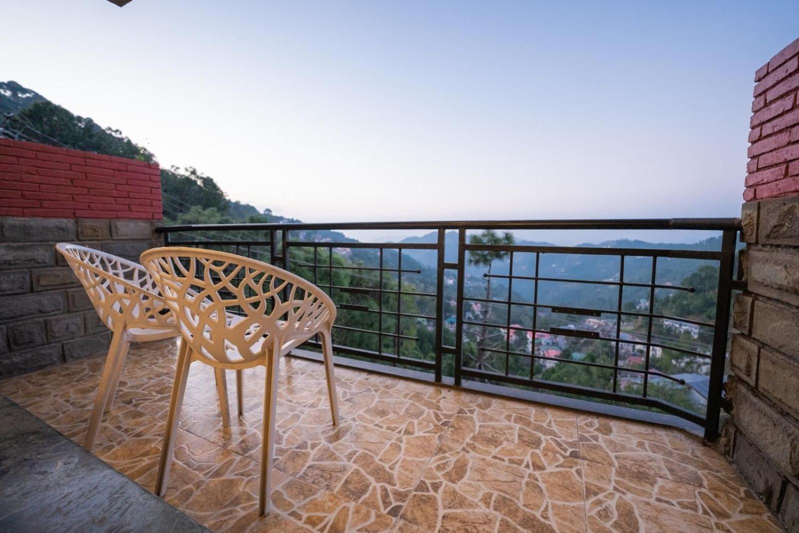 Kasauli Castle Resort Zewnętrze zdjęcie